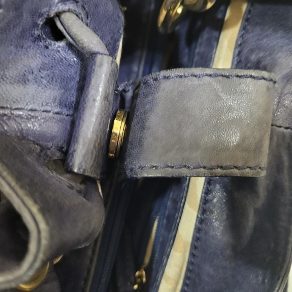 Michael kors bag - Picture 5 of 14